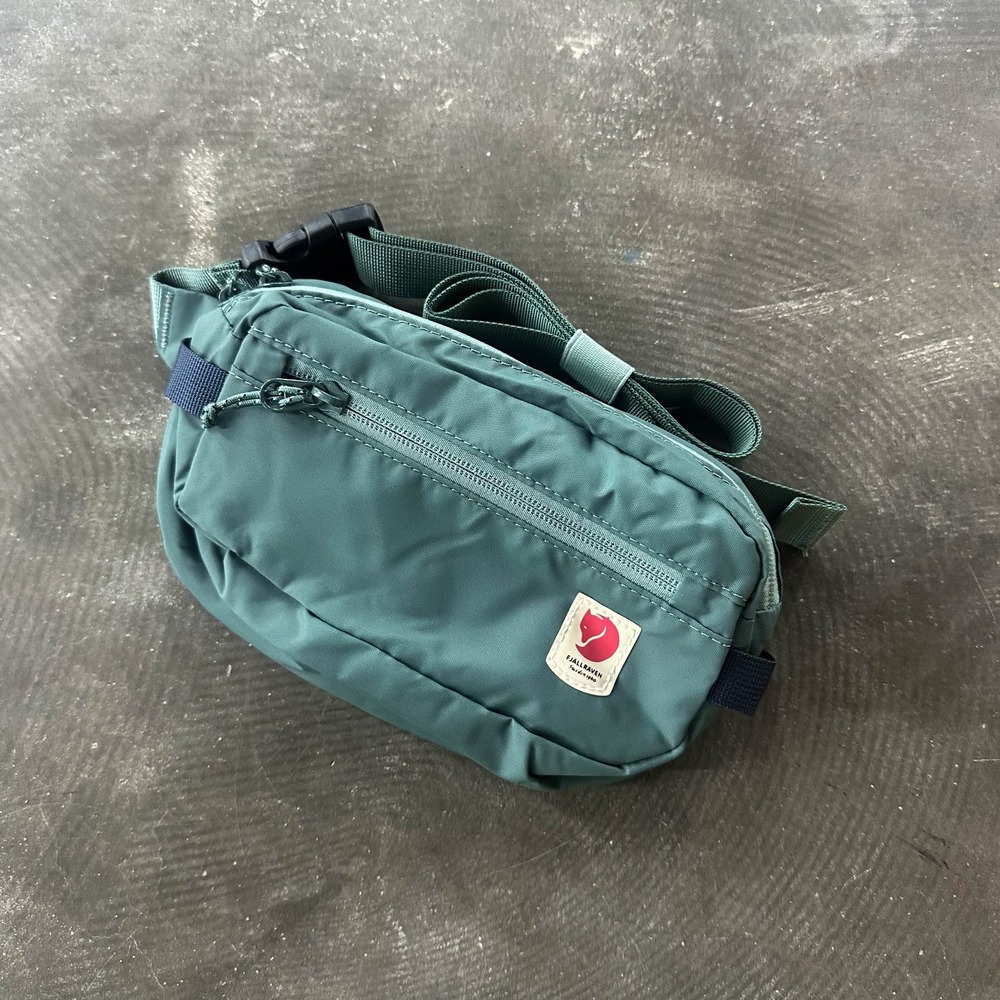 FJALLRAVEN High Coast Hip Pack Travel Pack Bag Sling Patina Green